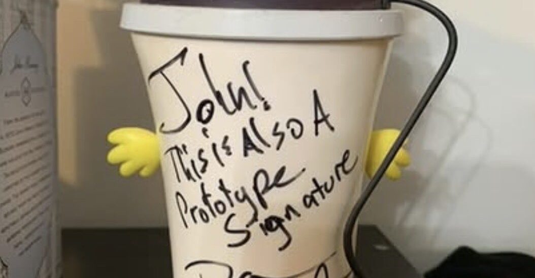 palisadesshakesig Palisades Master Shake Shake Signal prototype signed by Dana Snyder
